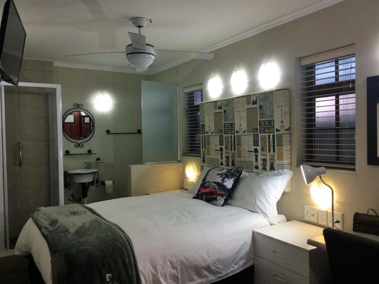 The Travel Inn Durban Exterior photo