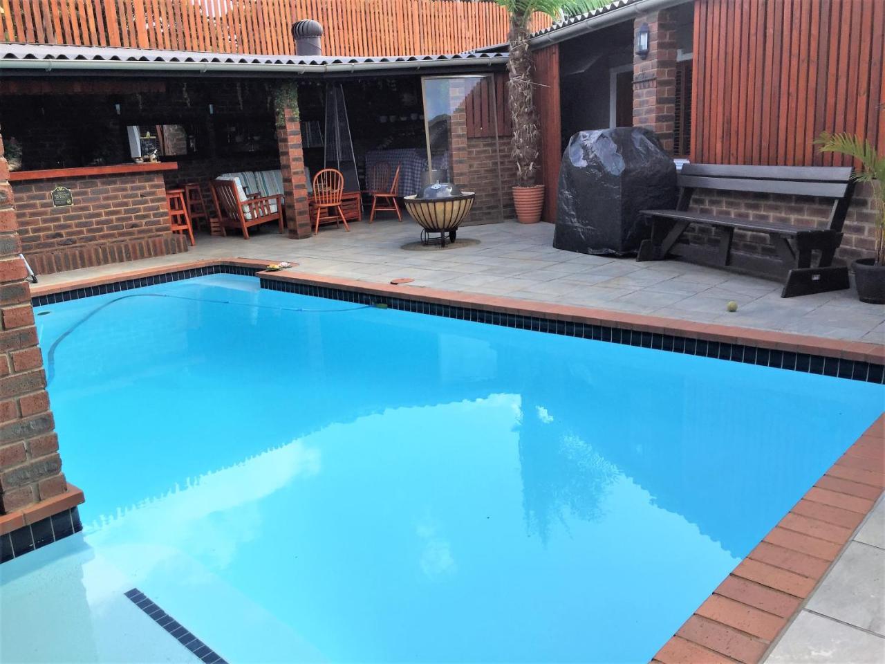 The Travel Inn Durban Exterior photo