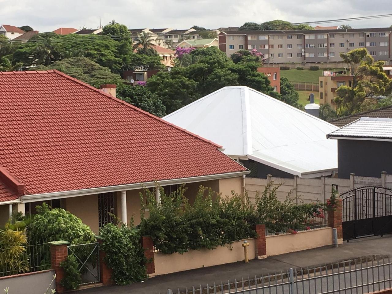 The Travel Inn Durban Exterior photo